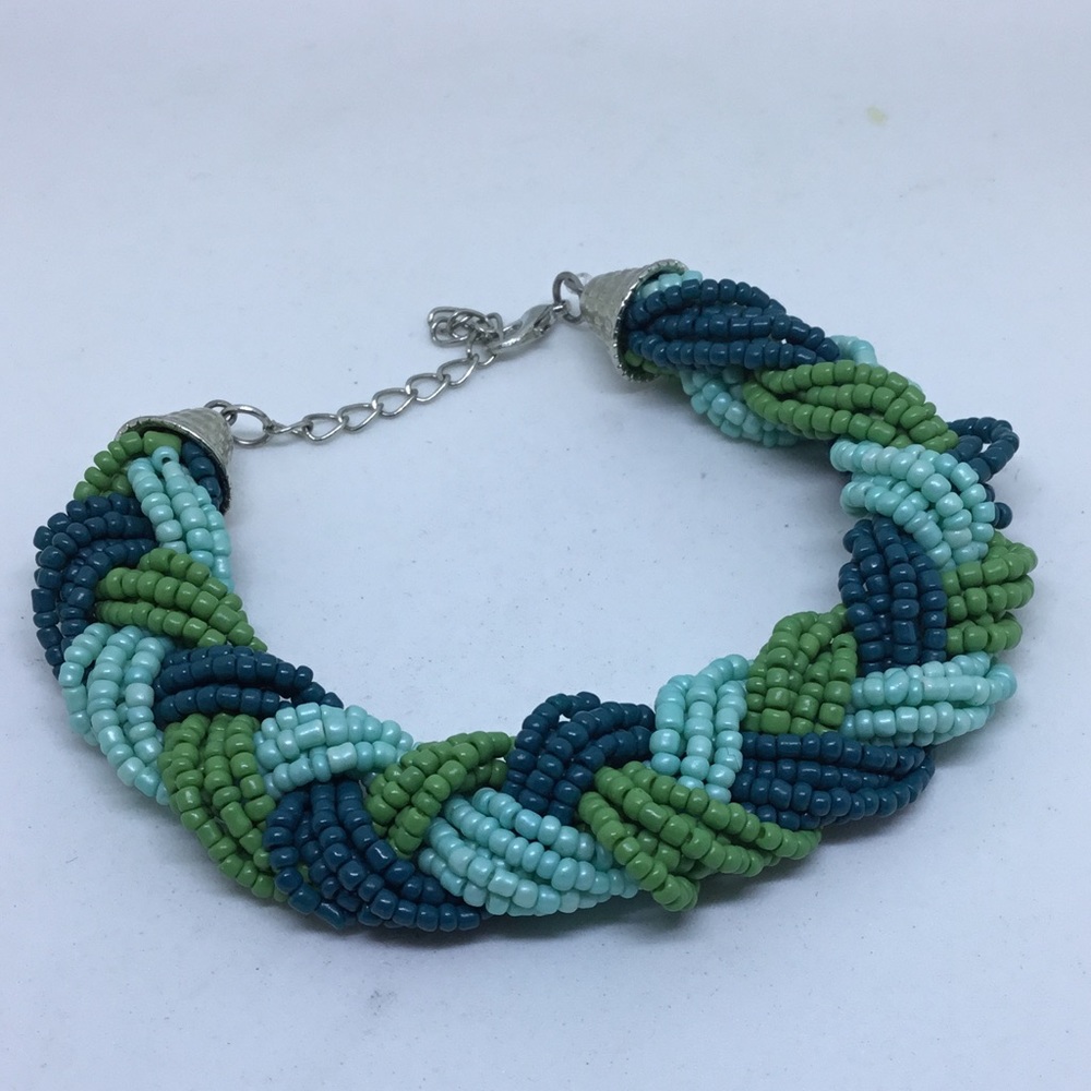 Braided seed bead green bracelet